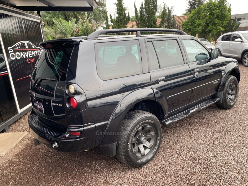 PAJERO SPORT 3.5 HPE 4X4 V6 24V FLEX 4P AUTOMÁTICO - 2010 - LAJEADO