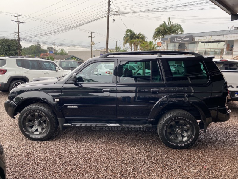 PAJERO SPORT 3.5 HPE 4X4 V6 24V FLEX 4P AUTOMÁTICO - 2010 - LAJEADO