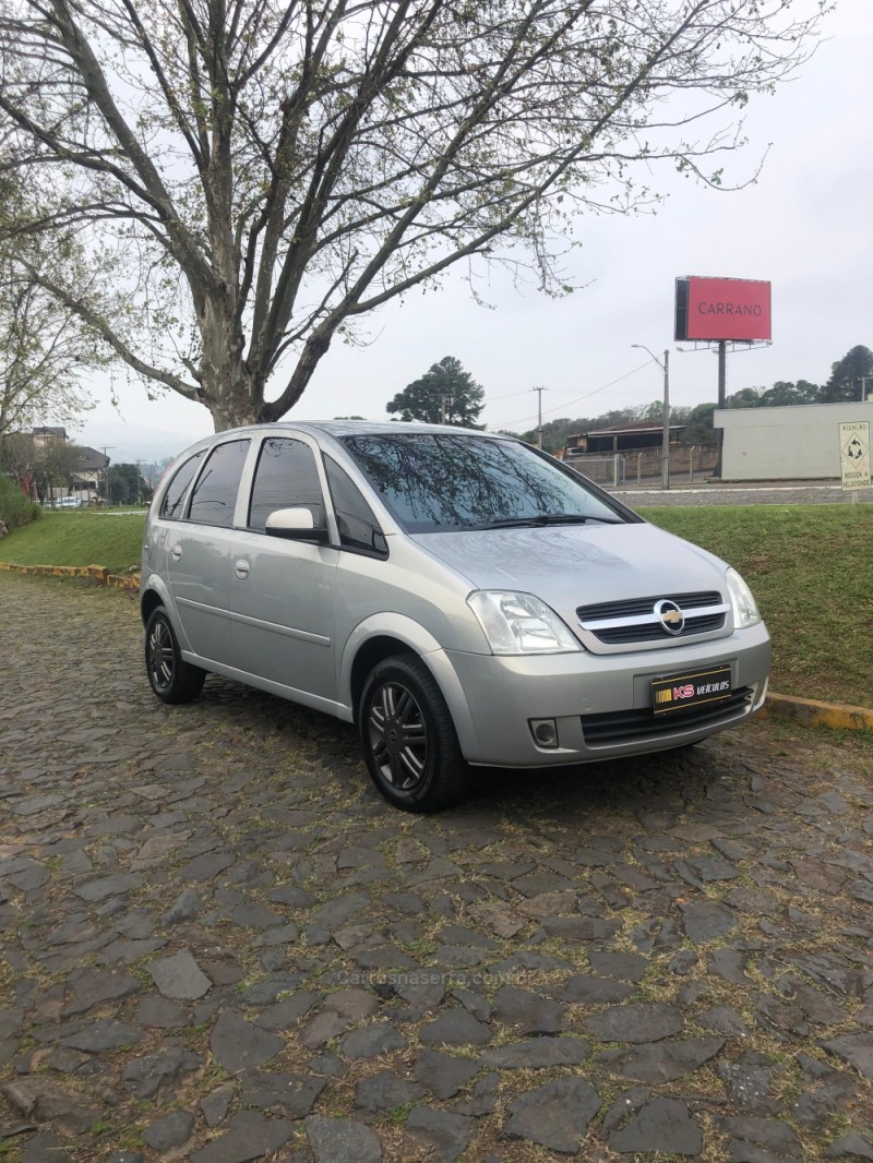 MERIVA 1.8 MPFI MAXX 8V FLEX 4P MANUAL - 2004 - DOIS IRMãOS