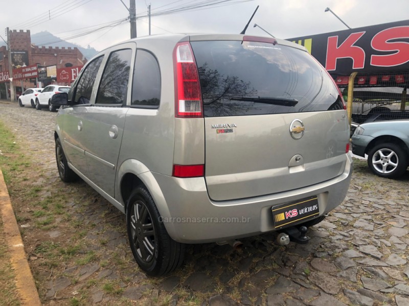 MERIVA 1.8 MPFI MAXX 8V FLEX 4P MANUAL - 2004 - DOIS IRMãOS