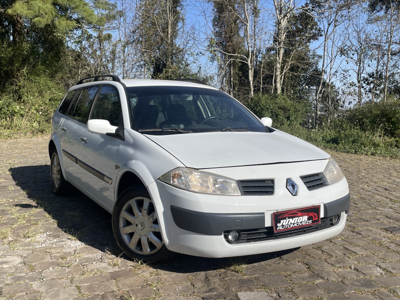 MÉGANE 1.6 DYNAMIQUE 16V FLEX 4P MANUAL - 2011 - CAXIAS DO SUL