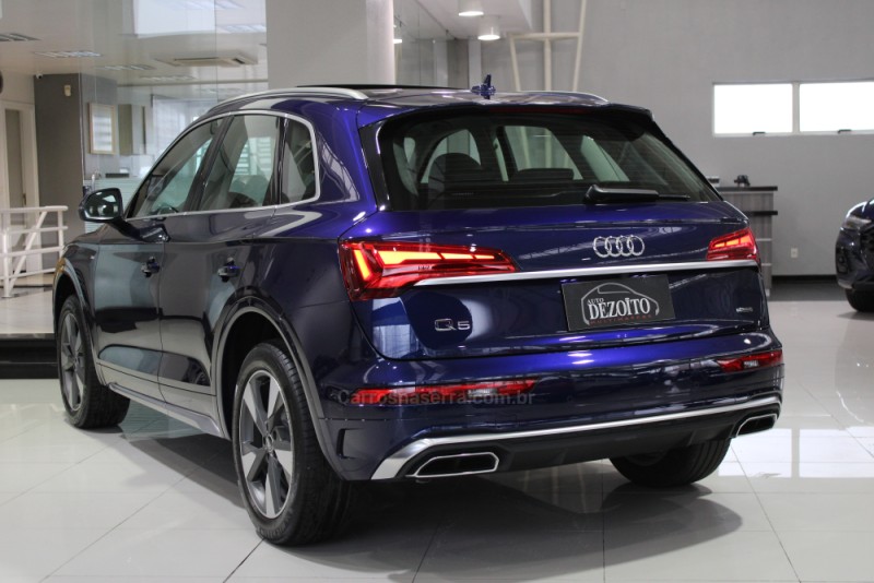 Q5 2.0 TSFI QUATTRO S TRONIC 16V GASOLINA 4P AUTOMÁTICO - 2021 - CAXIAS DO SUL