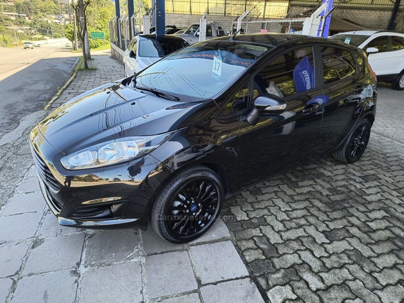 FIESTA 1.6 SE HATCH PLUS 16V FLEX 4P MANUAL - 2017 - BENTO GONçALVES