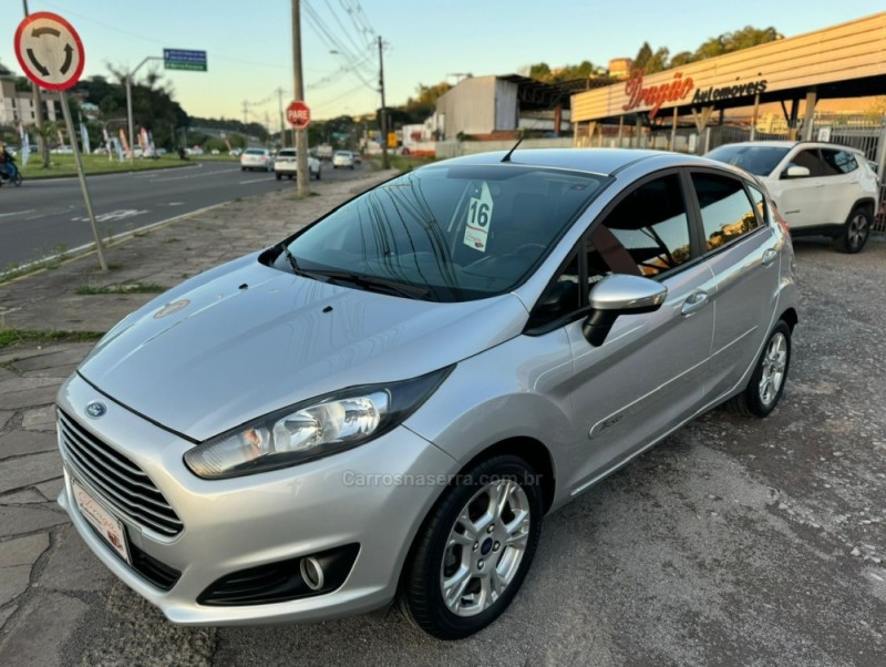 FIESTA 1.6 SE HATCH 16V FLEX 4P AUTOMÁTICO - 2016 - CAXIAS DO SUL