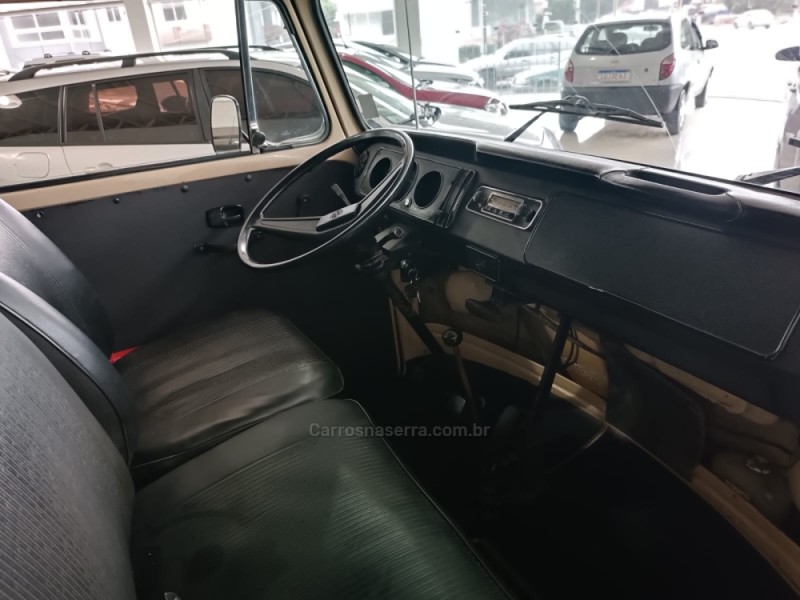 KOMBI 1.6 STD 8V GASOLINA 3P MANUAL - 1985 - NOVA PETRóPOLIS