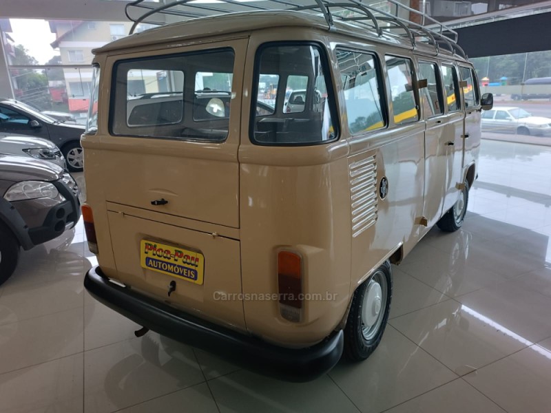 KOMBI 1.6 STD 8V GASOLINA 3P MANUAL - 1985 - NOVA PETRóPOLIS