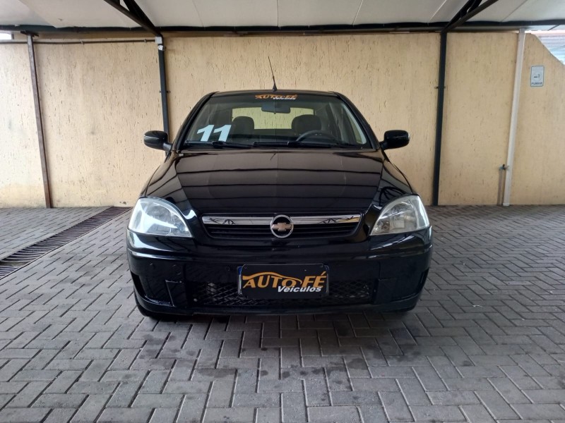 CORSA 1.4 MPFI PREMIUM SEDAN 8V FLEX 4P MANUAL - 2011 - CANELA