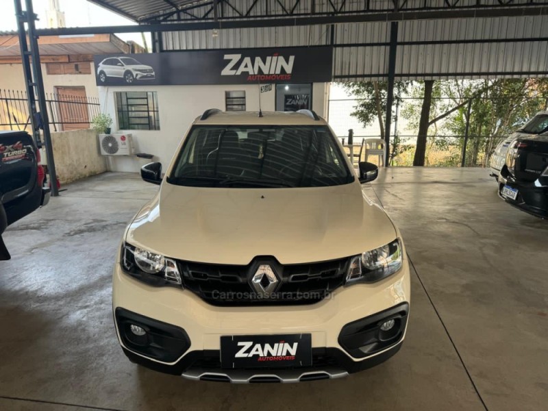 KWID 1.0 12V OUTSIDER FLEX 4P MANUAL - 2020 - SANANDUVA