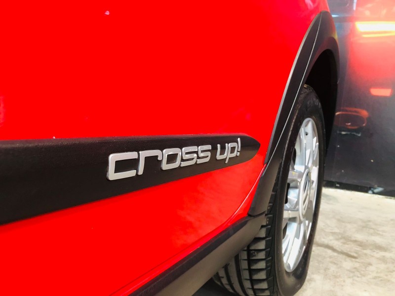 UP 1.0 CROSS T.FLEX 12V 4P MANUAL - 2016 - SãO LEOPOLDO