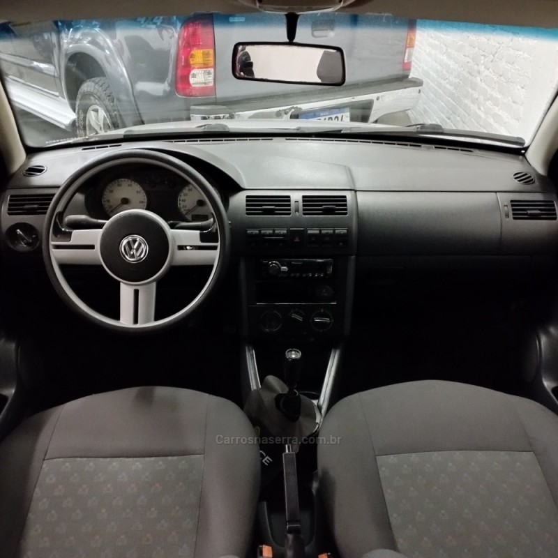 GOL 1.6 MI 8V GASOLINA 4P MANUAL - 2005 - CAXIAS DO SUL