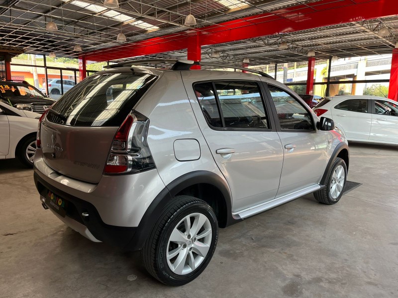 SANDERO 1.6 STEPWAY 16V FLEX 4P MANUAL - 2013 - SãO LEOPOLDO