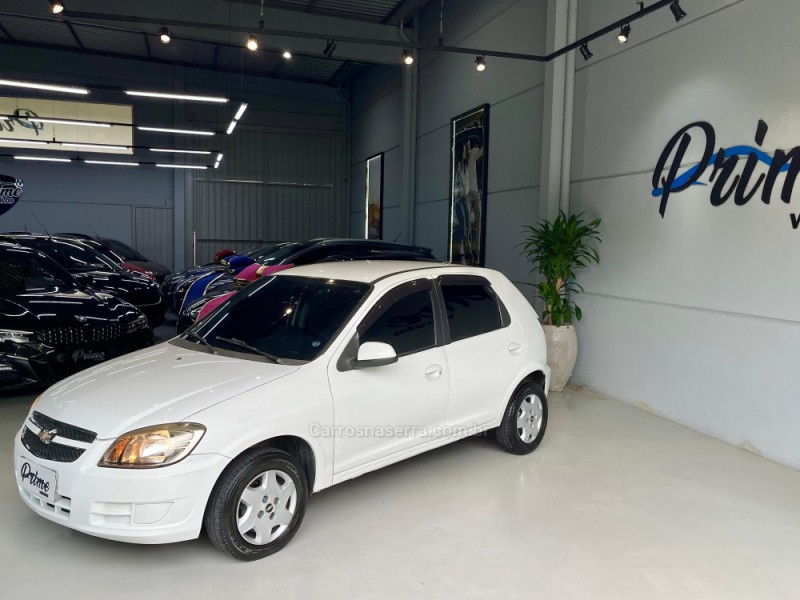 CELTA 1.0 MPFI LT 8V FLEX 4P MANUAL - 2015 - ESTâNCIA VELHA