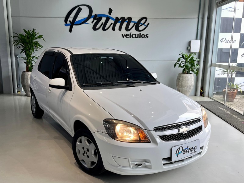 CELTA 1.0 MPFI LT 8V FLEX 4P MANUAL - 2015 - ESTâNCIA VELHA