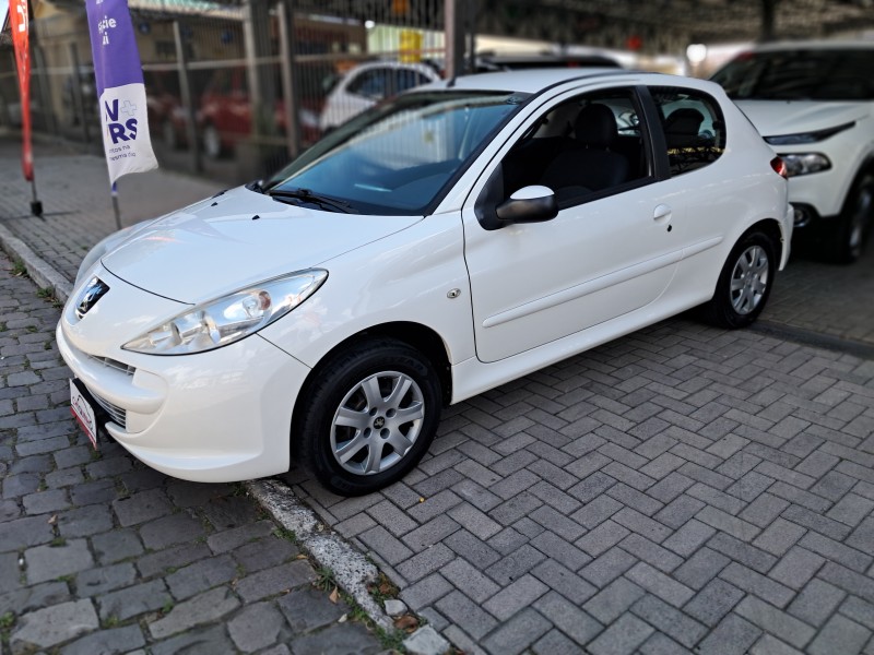 207 1.4 xr 8v flex 2p manual 2013 caxias do sul