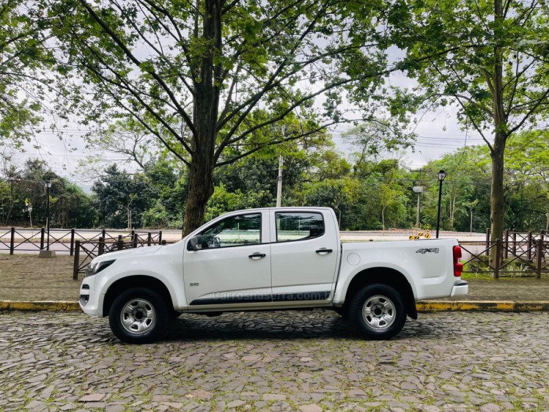 S10 2.8 LS 4X4 CD 16V TURBO DIESEL 4P MANUAL - 2018 - NOVO HAMBURGO