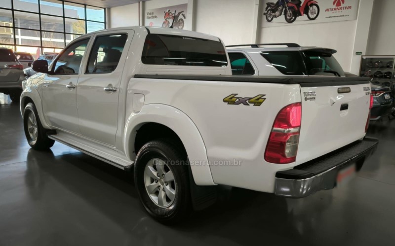 HILUX 2.7 SRV 4X4 CD 16V FLEX 4P AUTOMÁTICO - 2014 - SANANDUVA