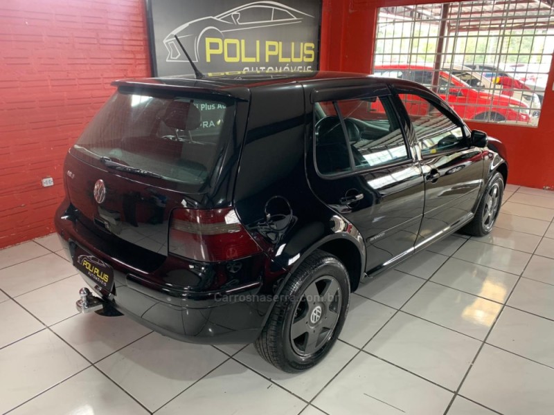 GOLF 1.6 MI 8V GASOLINA 4P MANUAL - 2004 - CAXIAS DO SUL