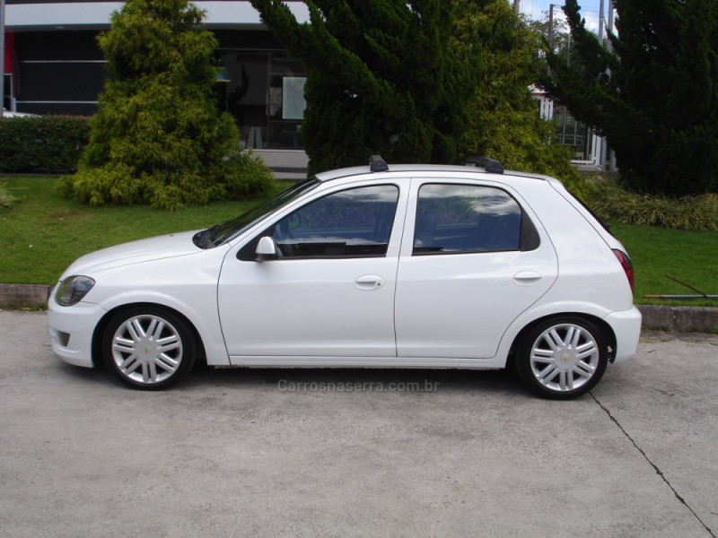 CELTA 1.0 MPFI LT 8V FLEX 4P MANUAL - 2014 - CAXIAS DO SUL