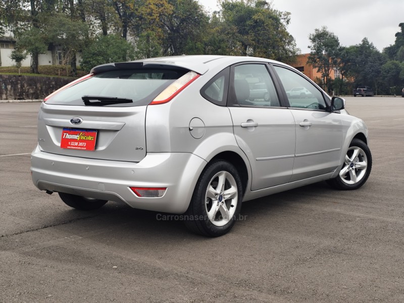 FOCUS 2.0 SE HATCH 16V FLEX 4P AUTO - 2013 - CAXIAS DO SUL