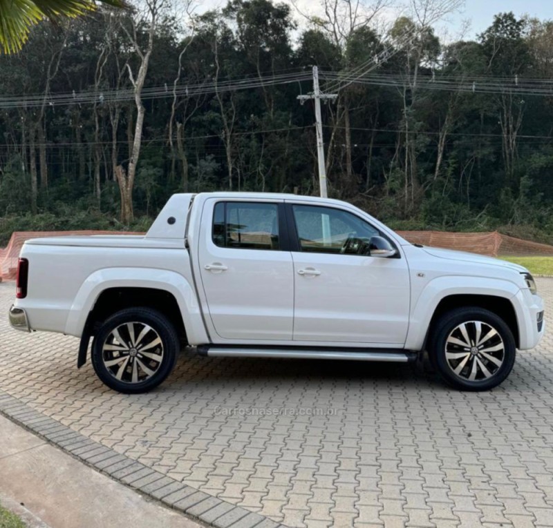 AMAROK 3.0 V6 EXTREME CD DIESEL 4X4 AT 4P AUTOMÁTICO - 2021 - IVOTI