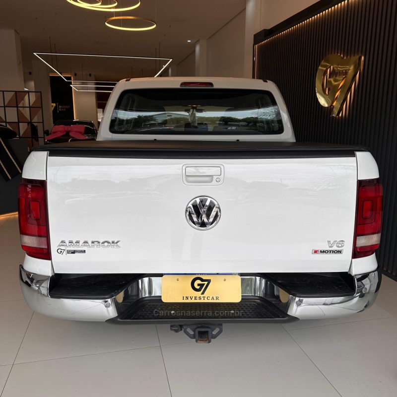 AMAROK 3.0 V6 TDI HIGHLINE CD DIESEL 4MOTION AUTOMÁTICO - 2020 - IVOTI