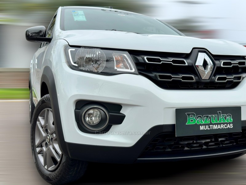 KWID 1.0 12V SCE FLEX INTENSE MANUAL - 2022 - NOVO HAMBURGO