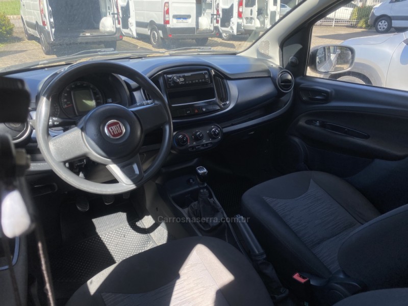 UNO 1.0 DRIVE 6V FLEX 4P MANUAL - 2017 - FARROUPILHA