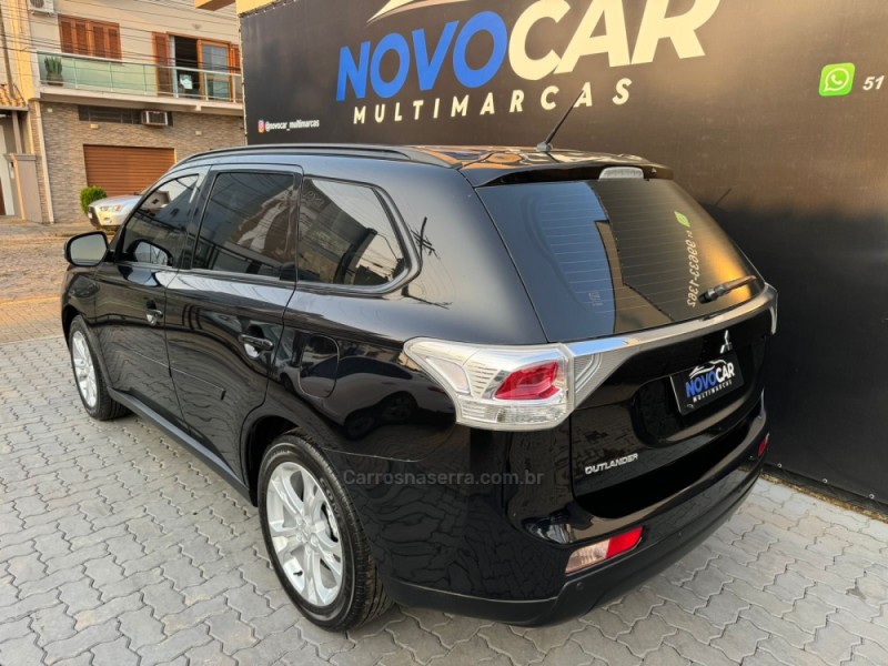 OUTLANDER 2.0 16V GASOLINA 4P AUTOMÁTICO - 2014 - ESTâNCIA VELHA