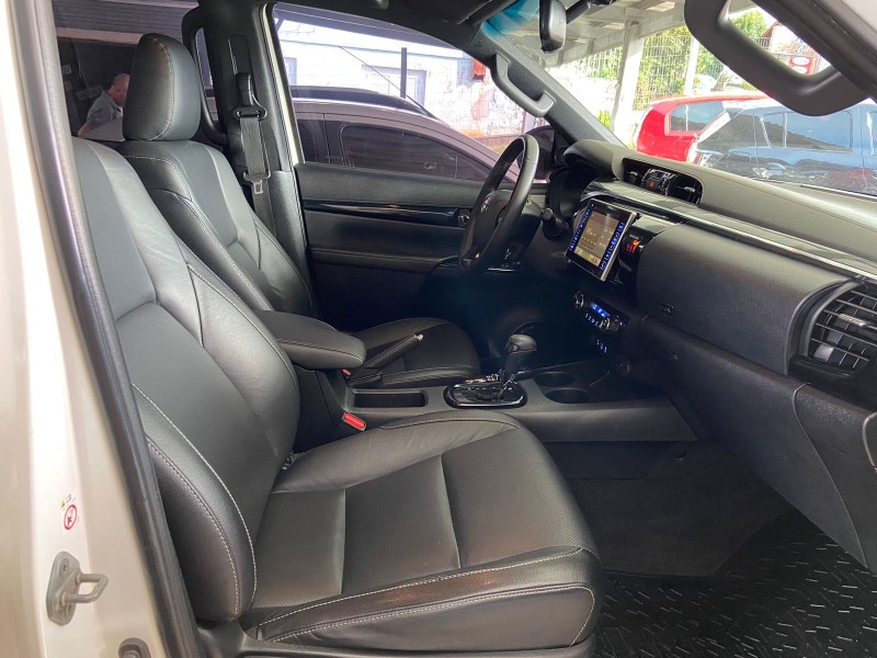 HILUX 2.8 SRX 4X4 CD 16V DIESEL 4P AUTOMÁTICO - 2019 - FARROUPILHA