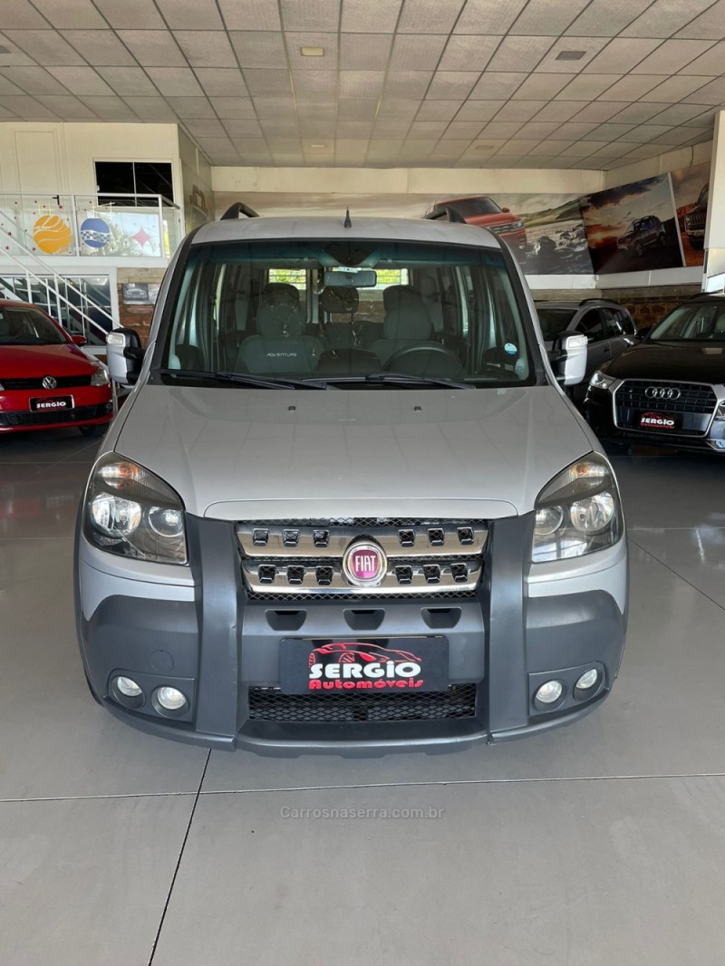 DOBLÓ 1.8 MPI ADVENTURE 8V FLEX 4P MANUAL - 2014 - PAROBé