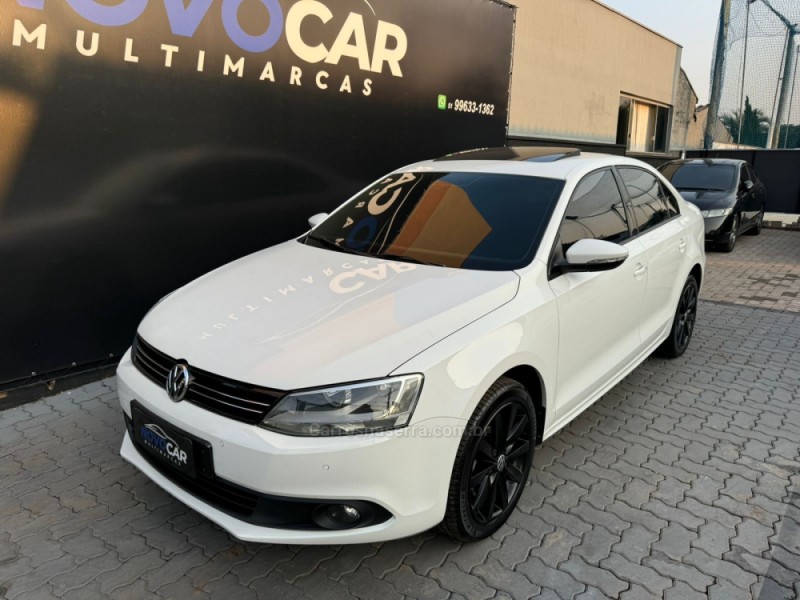 JETTA 2.0 COMFORTLINE FLEX 4P TIPTRONIC