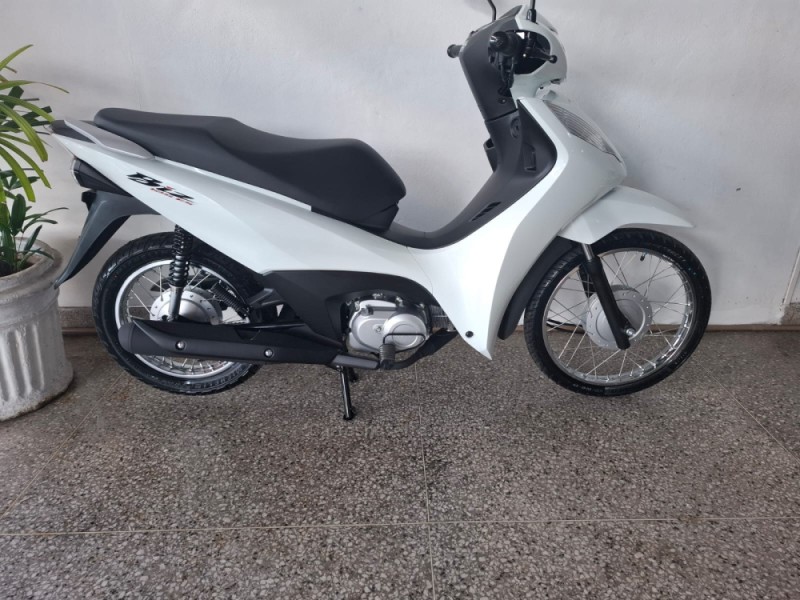 BIZ 125 ES