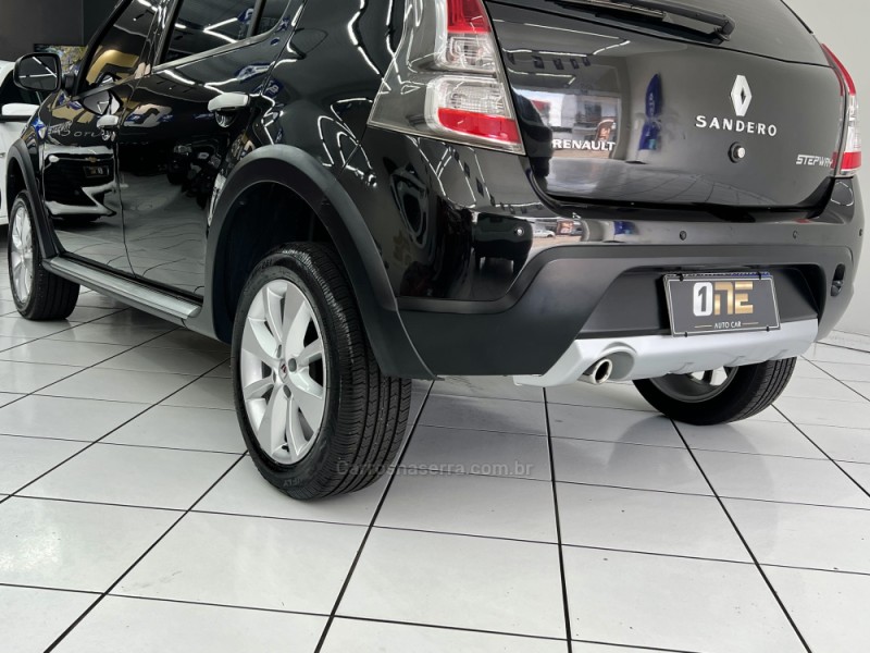 SANDERO 1.6 STEPWAY 16V FLEX 4P MANUAL - 2013 - PASSO FUNDO