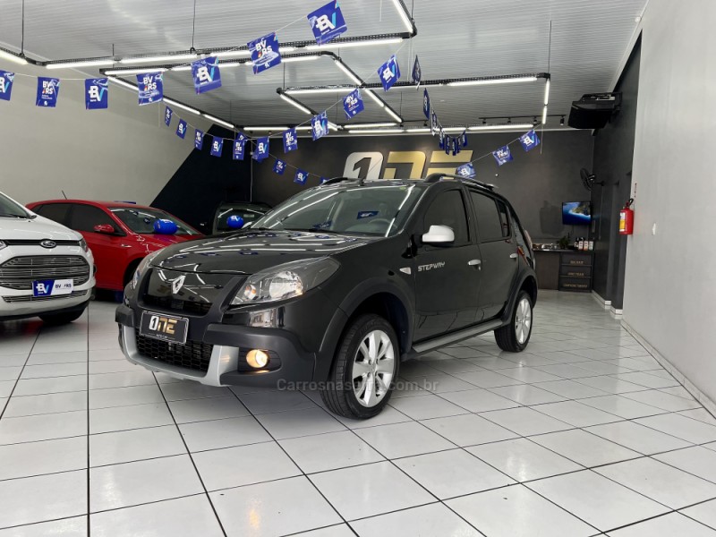 SANDERO 1.6 STEPWAY 16V FLEX 4P MANUAL - 2013 - PASSO FUNDO