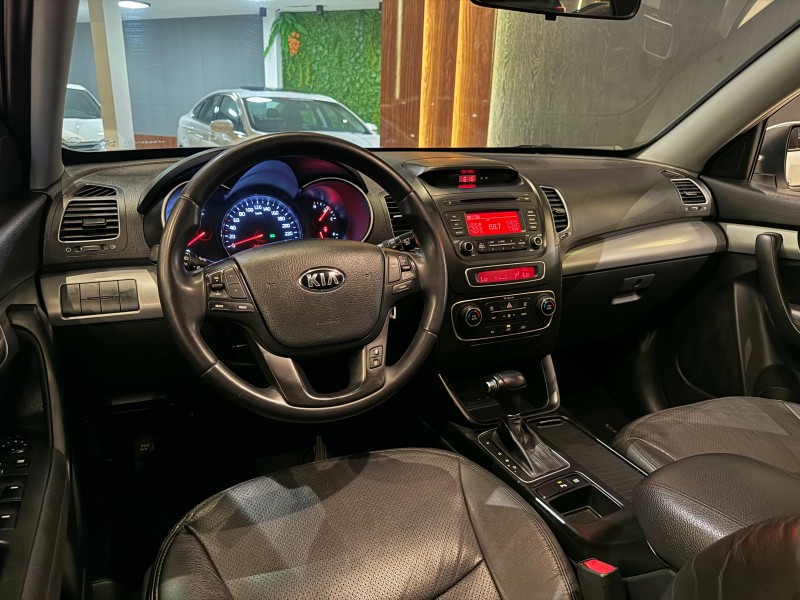 SORENTO 2.4 EX2 4X2 16V GASOLINA 4P AUTOMÁTICO - 2015 - NOVO HAMBURGO