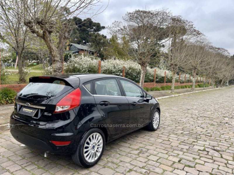 FIESTA 1.6 TITANIUM PLUS HATCH 16V FLEX 4P AUTOMÁTICO - 2017 - BENTO GONçALVES