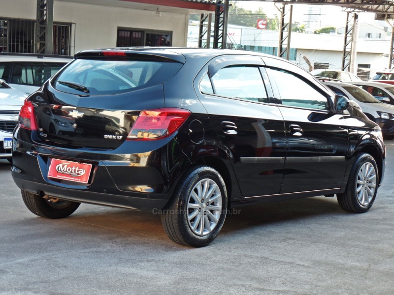 ONIX 1.4 MPFI LT 8V FLEX 4P MANUAL - 2014 - CAXIAS DO SUL