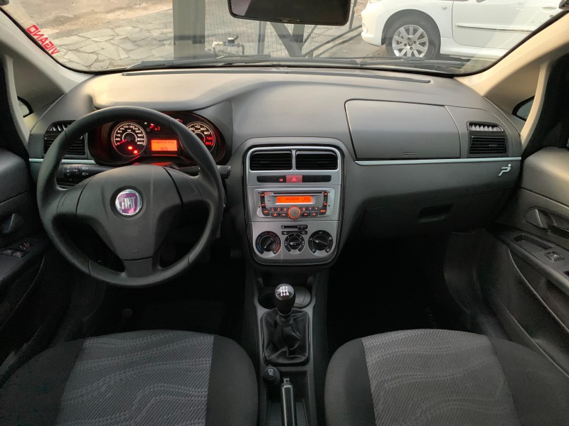 PUNTO 1.4 ATTRACTIVE ITALIA 8V FLEX 4P MANUAL - 2012 - CAXIAS DO SUL