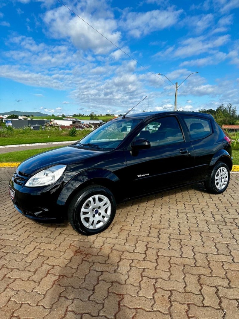 KA 1.0 MPI TECNO 8V FLEX 2P MANUAL - 2009 - BOM RETIRO DO SUL