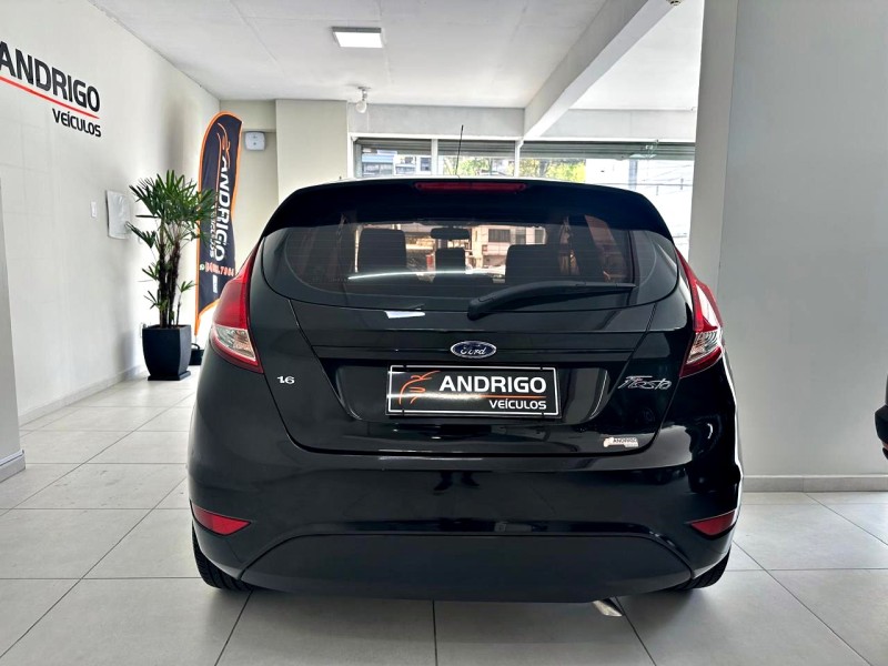 FIESTA 1.6 SE HATCH 16V FLEX 4P MANUAL - 2017 - CAXIAS DO SUL