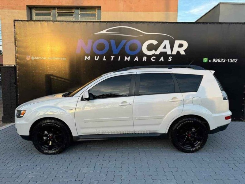 OUTLANDER 3.0 GT4 4X4 V6 24V GASOLINA 4P AUTOMÁTICO - 2011 - ESTâNCIA VELHA