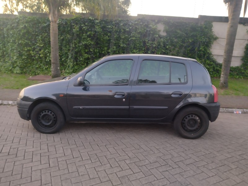 CLIO 1.0 RL 16V GASOLINA 4P MANUAL - 2002 - CAXIAS DO SUL