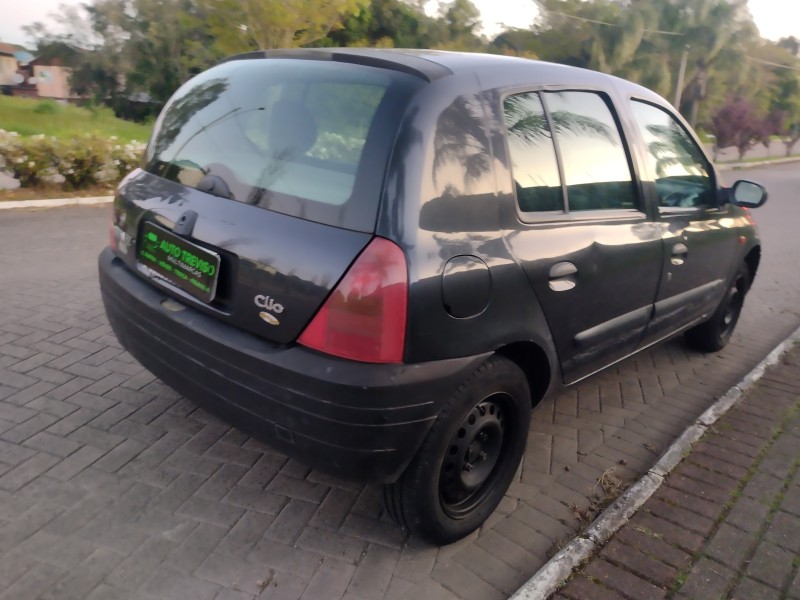 CLIO 1.0 RL 16V GASOLINA 4P MANUAL - 2002 - CAXIAS DO SUL