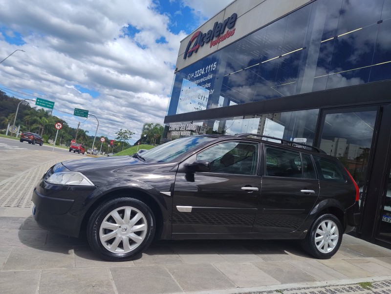 MÉGANE 1.6 DYNAMIQUE GRAND TOUR 16V FLEX 4P MANUAL - 2012 - CAXIAS DO SUL