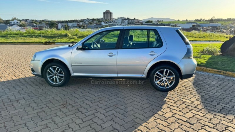 GOLF 1.6 MI SPORTLINE 8V FLEX 4P MANUAL - 2013 - LAJEADO