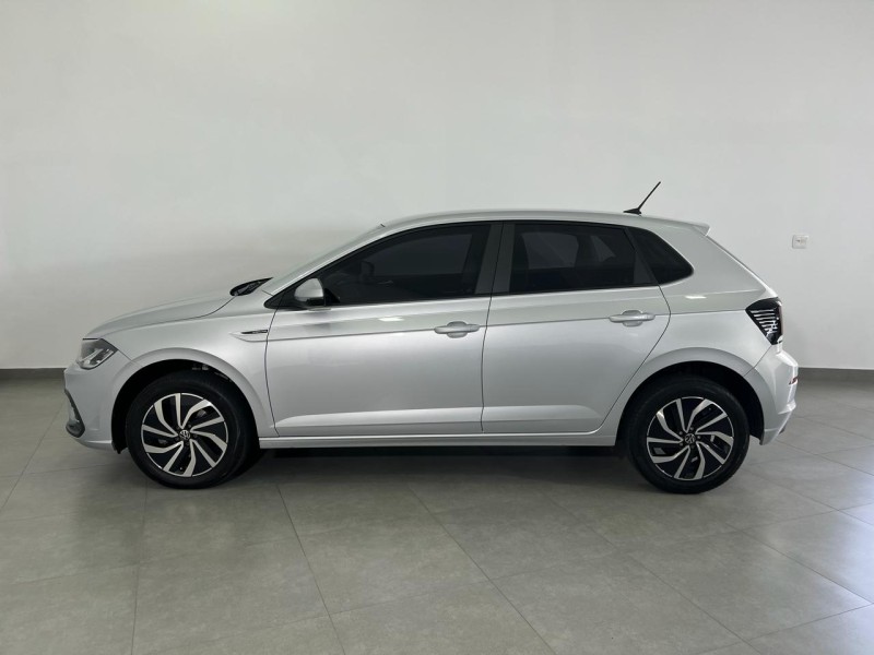 POLO 1.0	200 TSI HIGHLINE AUTOMÁTICO  - 2023 - FARROUPILHA