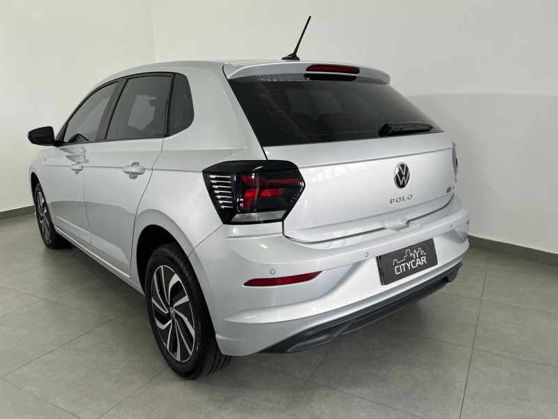 POLO 1.0	200 TSI HIGHLINE AUTOMÁTICO  - 2023 - FARROUPILHA