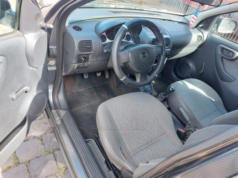 CORSA 1.0 MPFI JOY 8V FLEX 4P MANUAL - 2006 - CAXIAS DO SUL