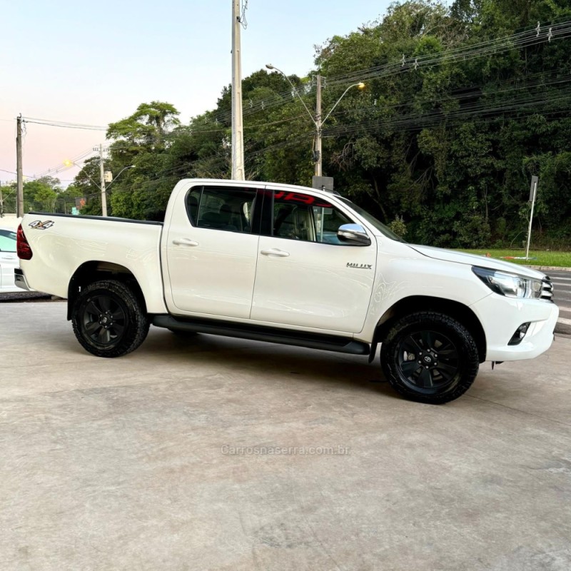 HILUX 2.8 SRV 4X4 CD 16V DIESEL 4P AUTOMÁTICO - 2017 - LAJEADO