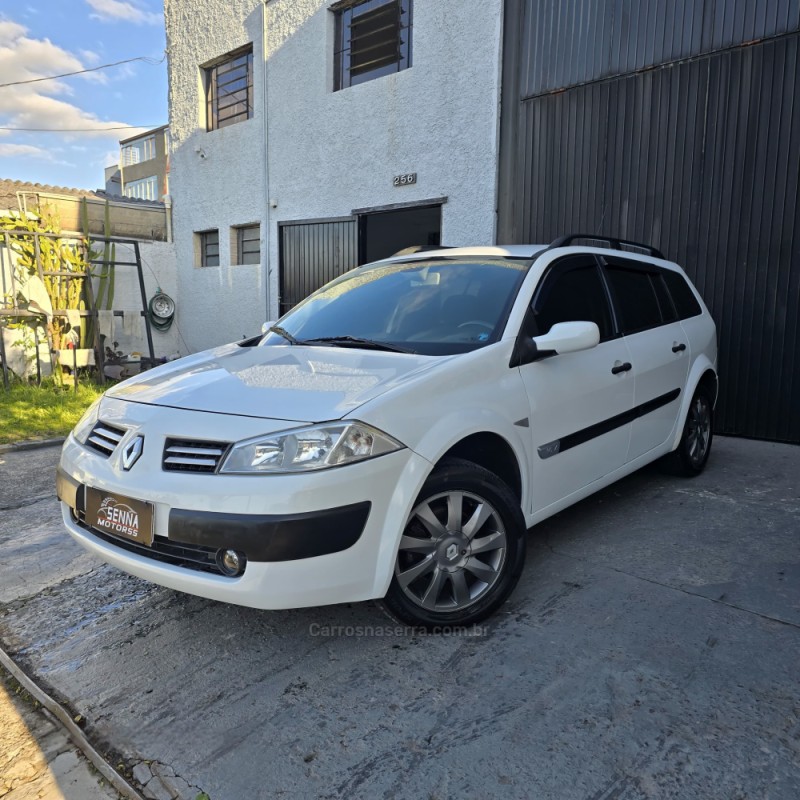 MÉGANE 1.6 DYNAMIQUE GRAND TOUR 16V FLEX 4P MANUAL - 2013 - CAXIAS DO SUL